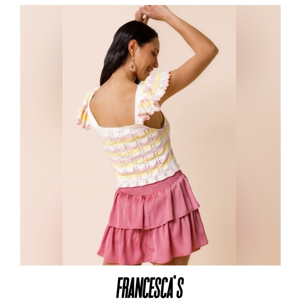 New Francesca’s Gabriella Smocked Tiered Mauve Mini Skirt/Skort - Picture 2 of 6